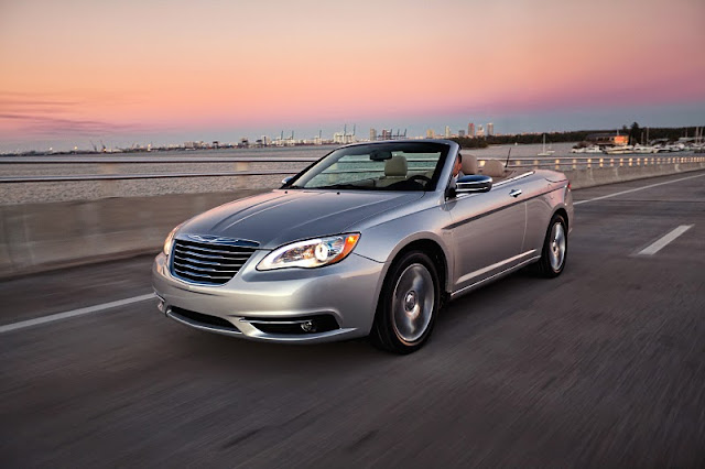 2012 Chrysler 200 Convertible 2012 chrysler 200 convertible front angle view 2012 Chrysler 200 Convertible