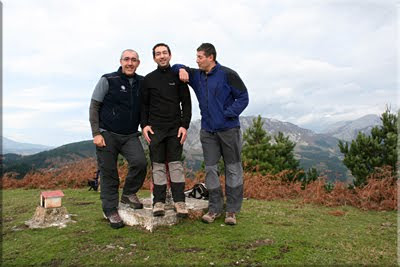 Durako gain mendiaren gailurra 813 m. - 2009ko azaroaren 15ean