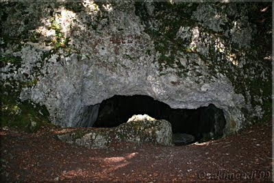 Cueva de San León
