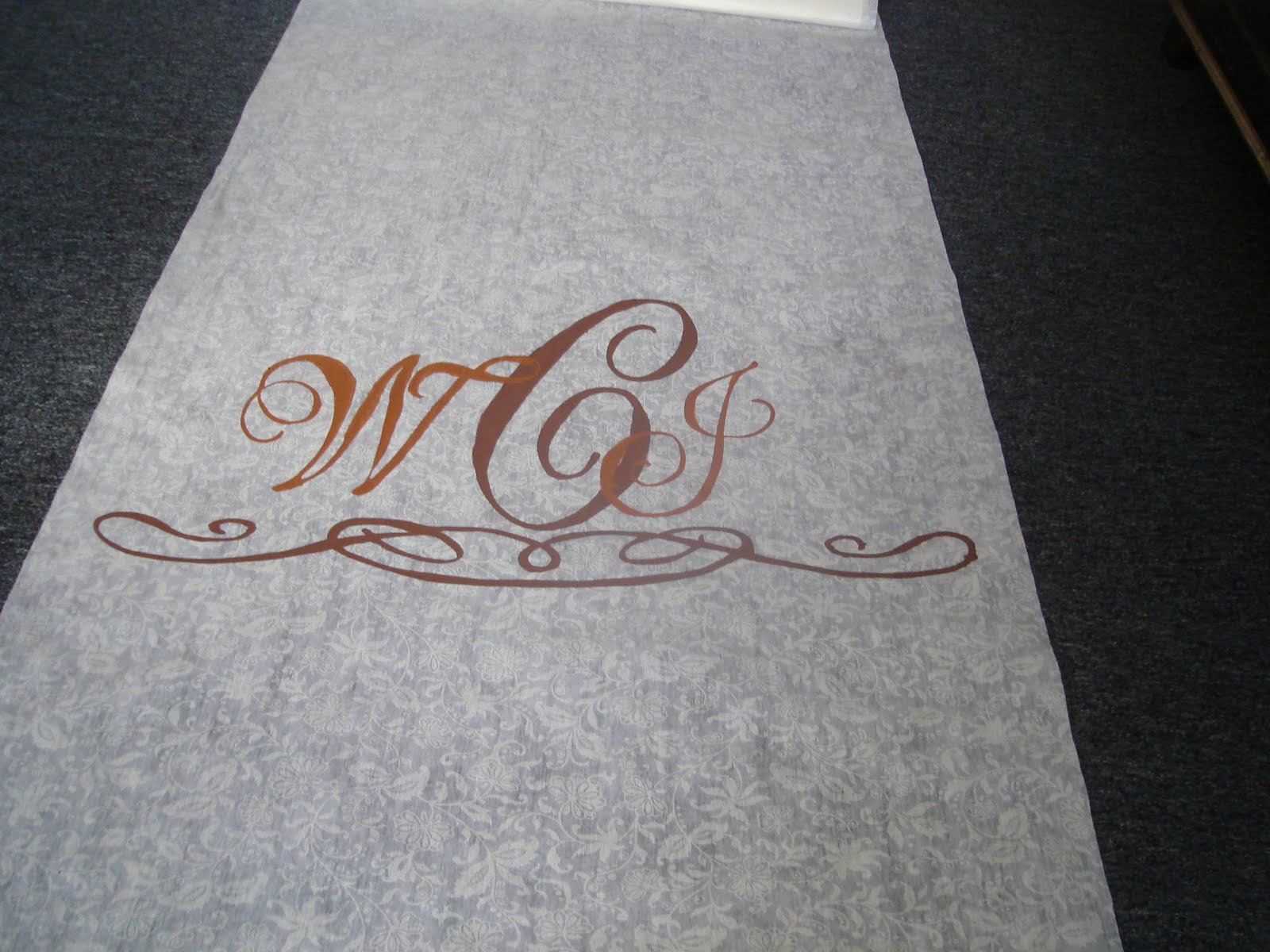 Meek + Chic Personalized Aisle Runner Tutorial