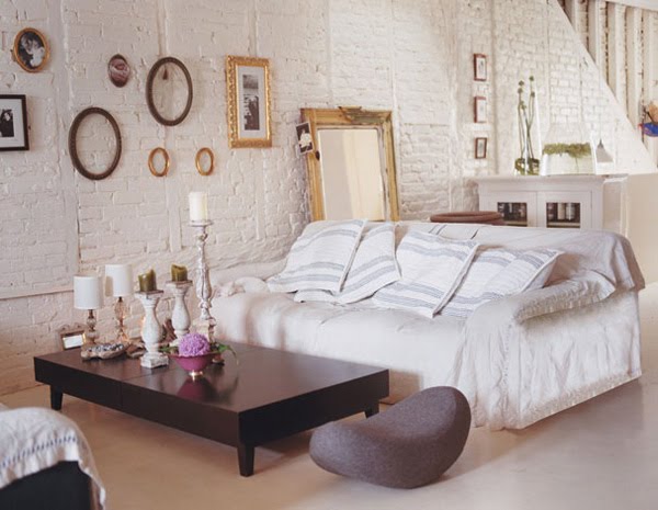 [fabricsofa_domino3.jpg]
