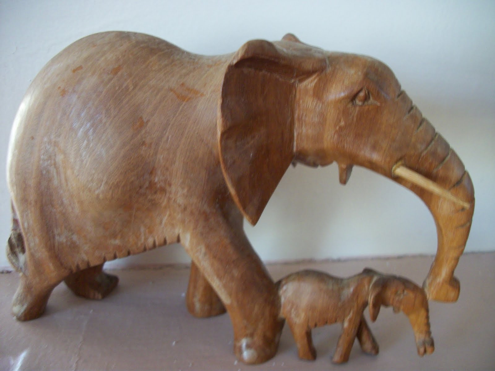 Writing straight from the heart safari animals in wood Writing straight from the heart safari animals in wood