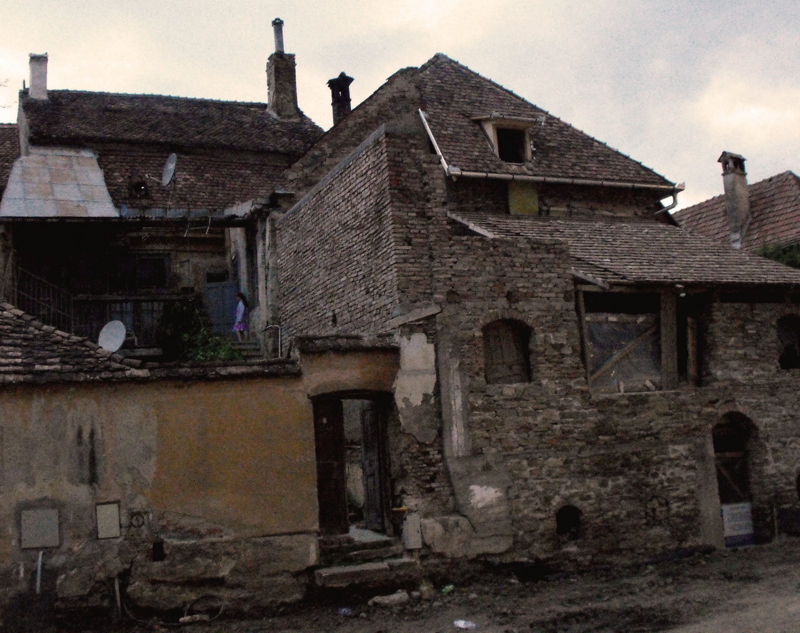 [DSCF0017b.jpg]