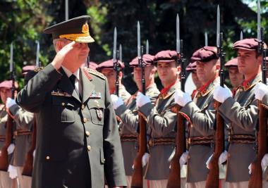 [Basbug_turkey_fyrom.jpg]