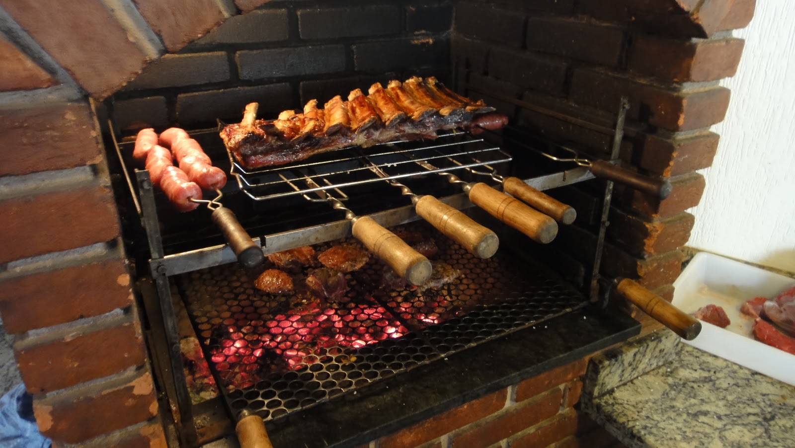 Featured image of post Foto De Carne Na Churrasqueira - 2.3 anurb petit grill plus.