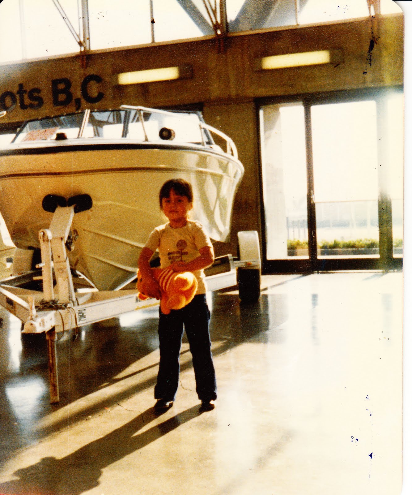 [3+yrs+little+dre+boat+show.jpg]