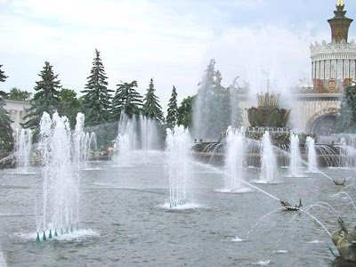 Beautiful fountains Around the World