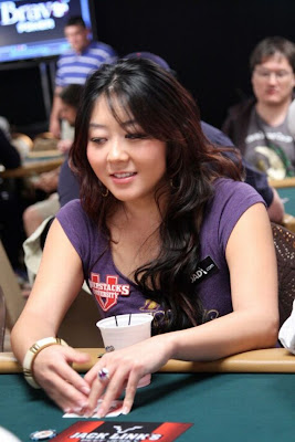 girls and poker