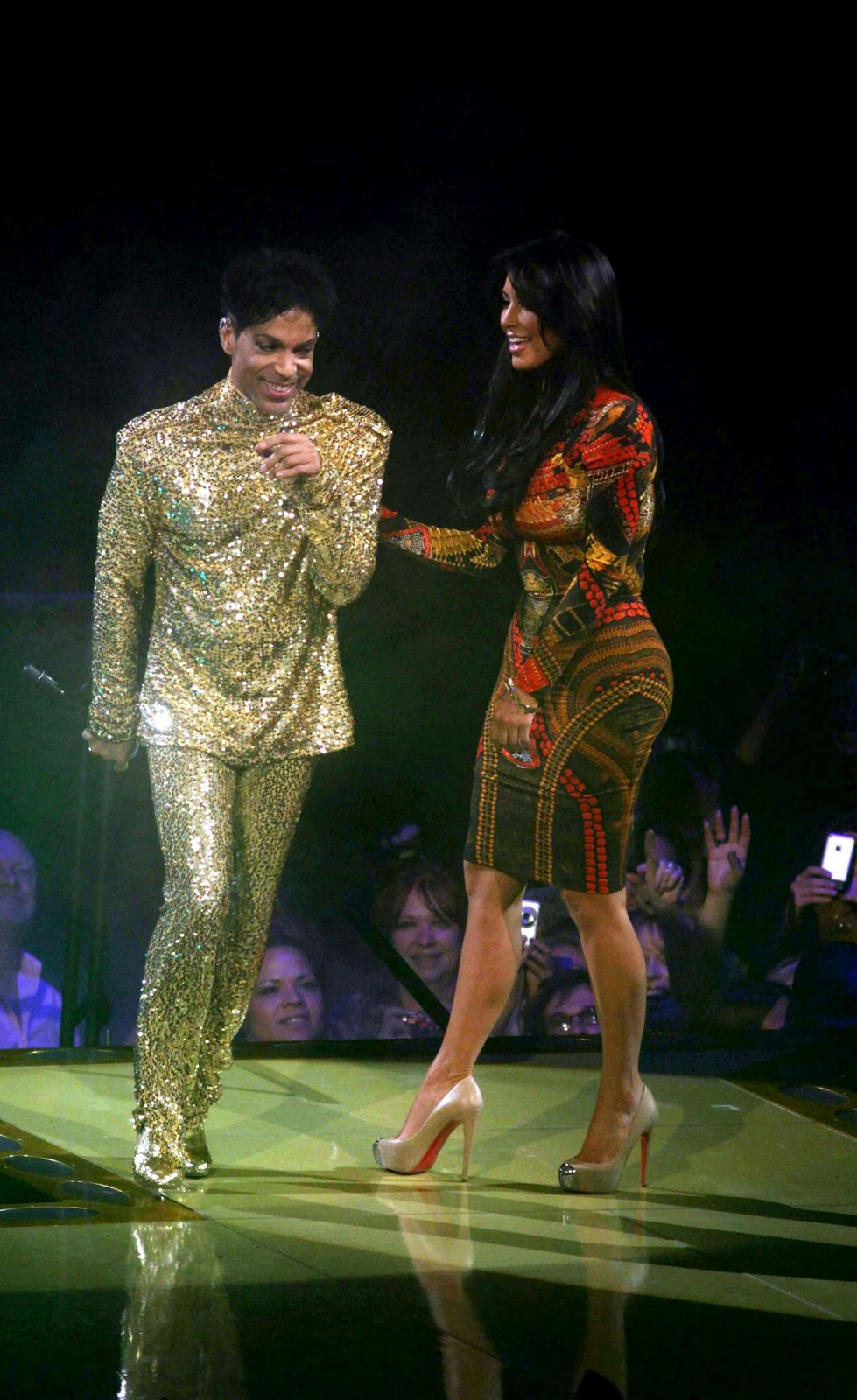 Kemi Online ♥: Kim Kardashian &amp; Prince on stage at Madison Square