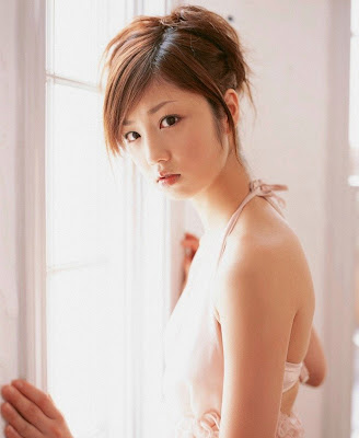 Yuko Ogura_12