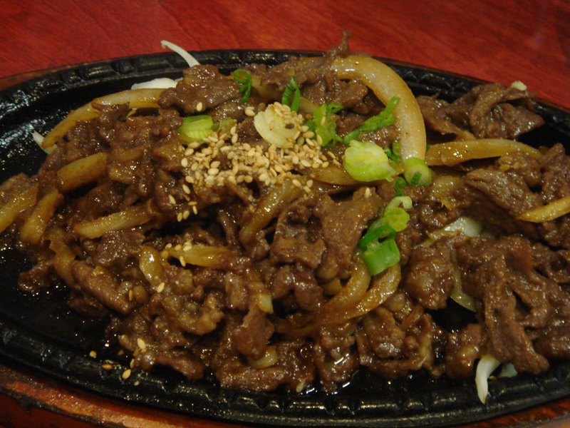 http://4.bp.blogspot.com/_IYN1AJ299M8/S_n13a2fj3I/AAAAAAAAADA/kpO0yLzRTUM/s1600/bulgogi.jpg