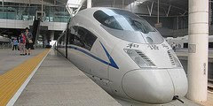 China's high-speed train (Photo: Flickr/Ivan Walsh) Chinese high-speed train at platform