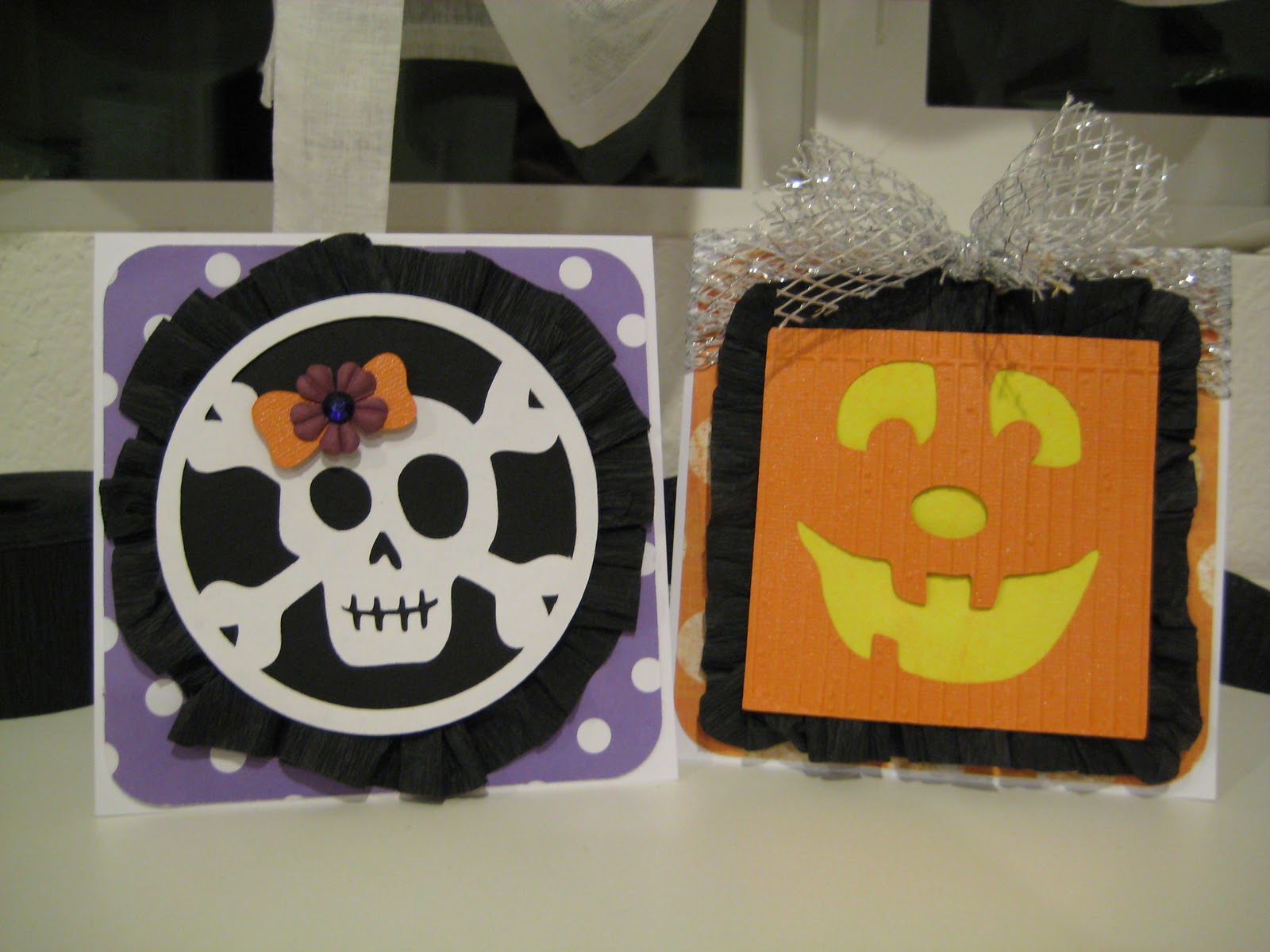 Craftin' on my door I love...Crepe Paper Streamers