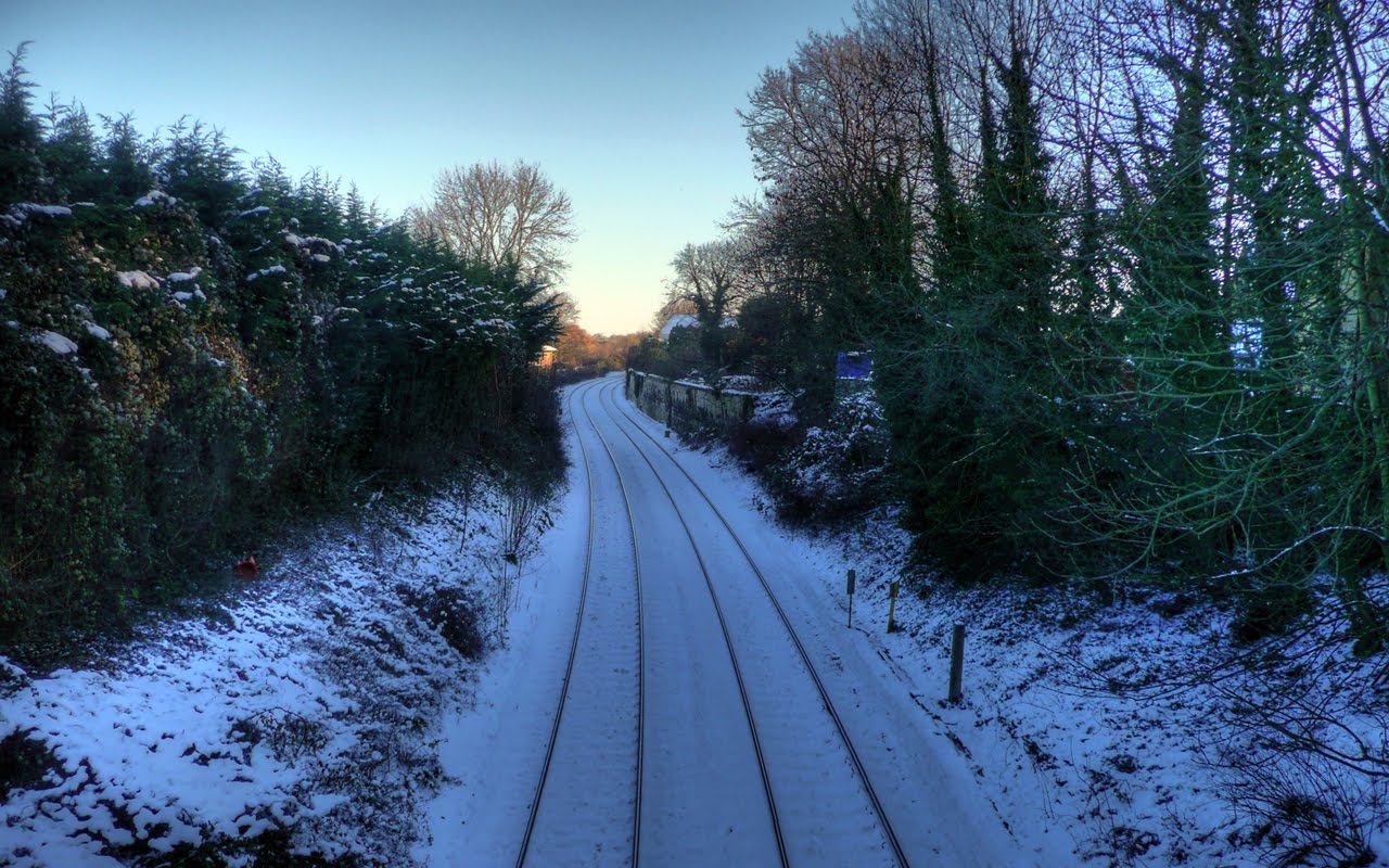 [0153+-+England,+Stamford+Snow+HDR.jpg]