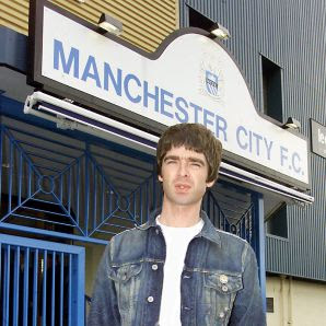 noel_gallagher_manchester_city.jpg