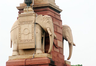 Elephants on the outer wall
