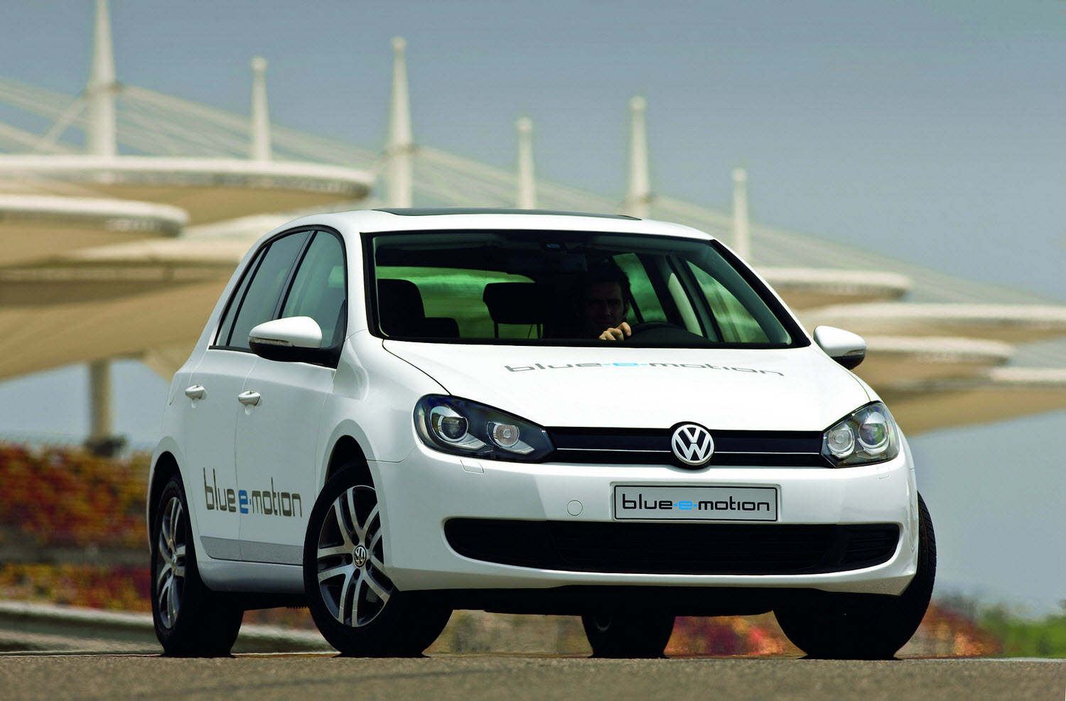 Motorcontest Electric Cars Volkswagen E Golf Blue Motion