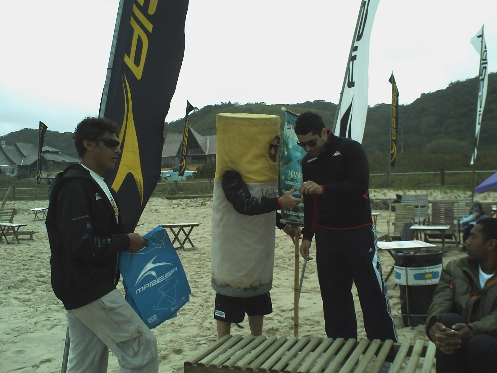 [PICT0037.JPG]
