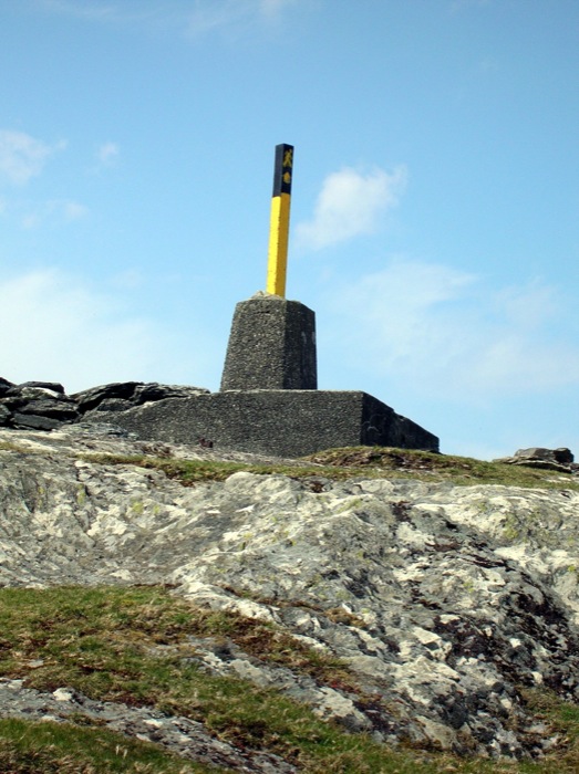 [Beara_1+2.JPG]