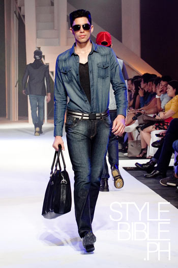 jeans by