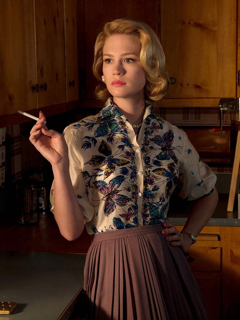 http://4.bp.blogspot.com/_Im8bdLcym6A/TUsCnCq99EI/AAAAAAAAACQ/QGauzl0auG8/s1600/January-Jones30126.jpg