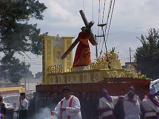 Enfilandos Hacia la Avenida Don Bosco fotos, fotografias, imagen, imagenes, galeria, fotografica, semana, santa, dosmilseis, 2006, divina, providencia, ciudad, guatemala