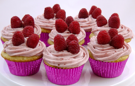 Raspberry Vanilla Cupcakes Raspberry Vanilla Cupcakes
