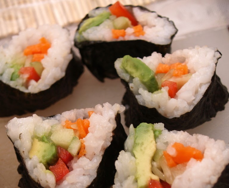 Housewife Eclectic: Simple Homemade Sushi
