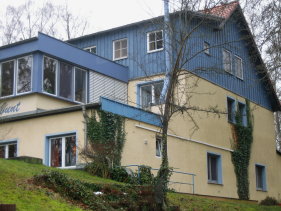 [villa+kunterbunt1.jpg]