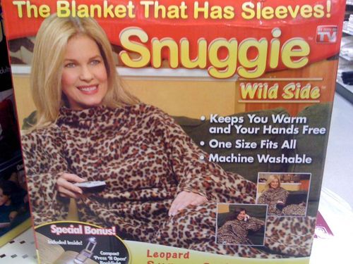 [leopardsnuggie.jpg]