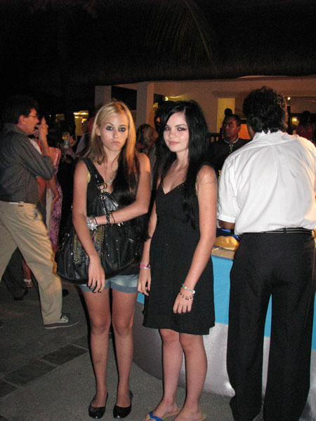 [IMG_6437.jpg]
