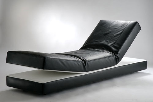 [versace-home-furniture-7.jpg]