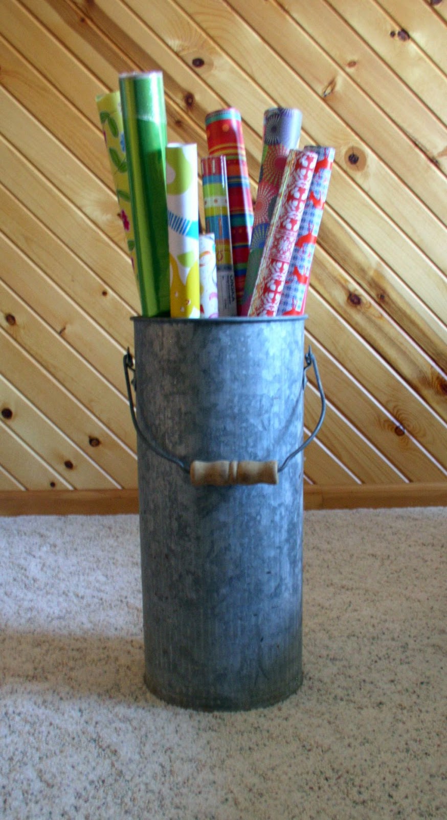 wrapping paper holder