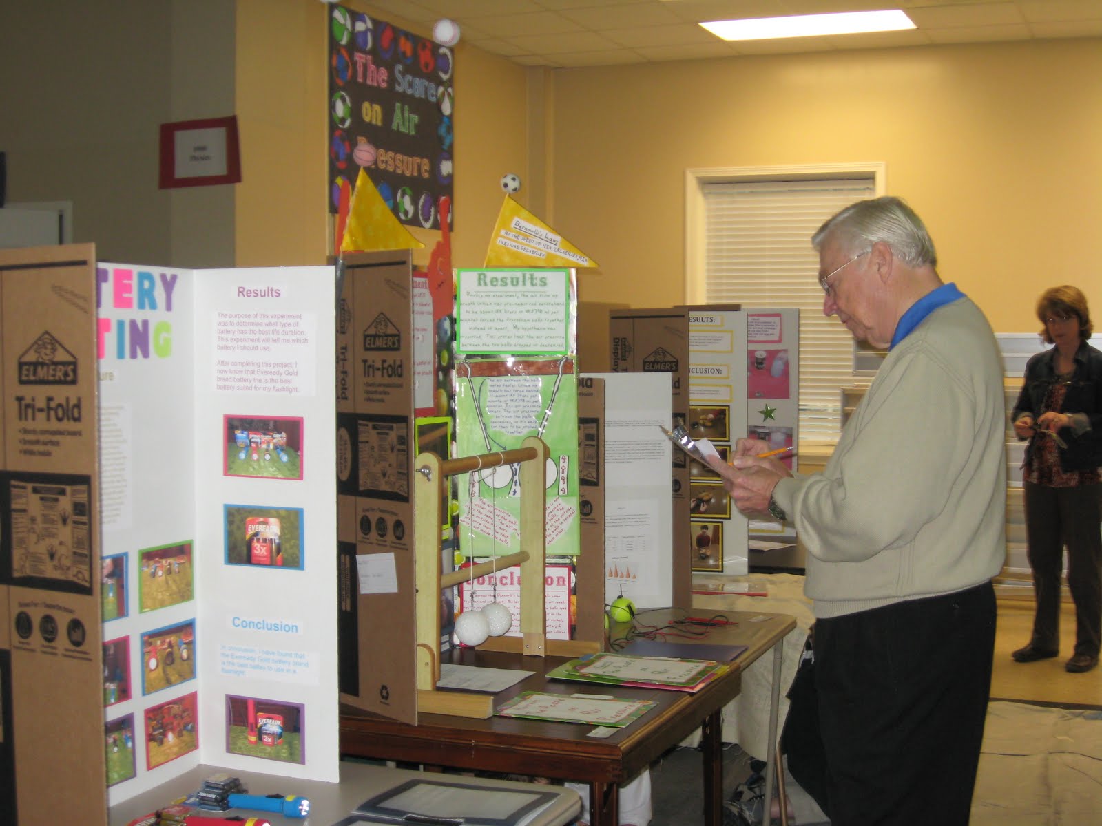 PDS 5th Grade Science Fair Judging