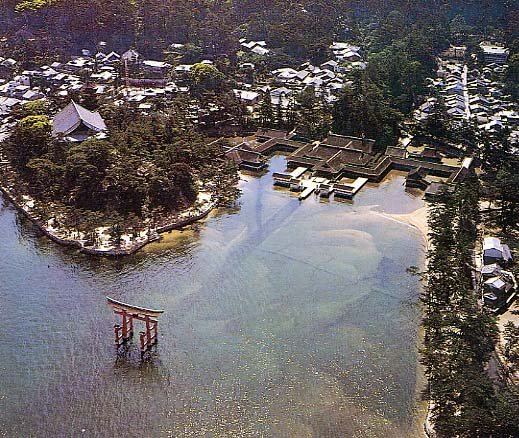 [Itsukushima.jpeg]