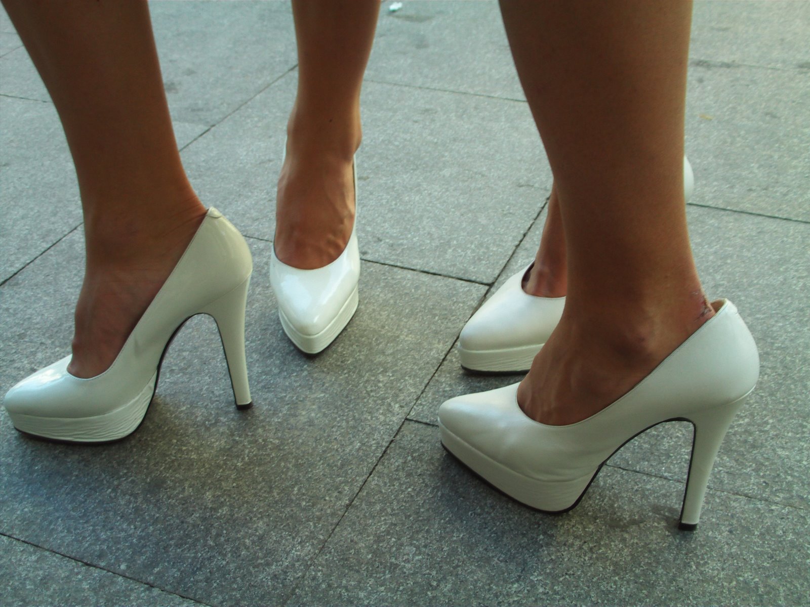 [FILE0048.JPG]