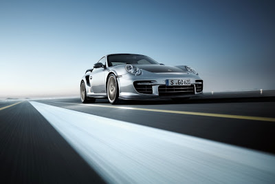 2011 Porsche 911 GT2 RS Pictures