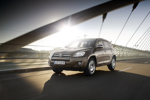 [2010-Toyota-Rav4-Picture.jpg]