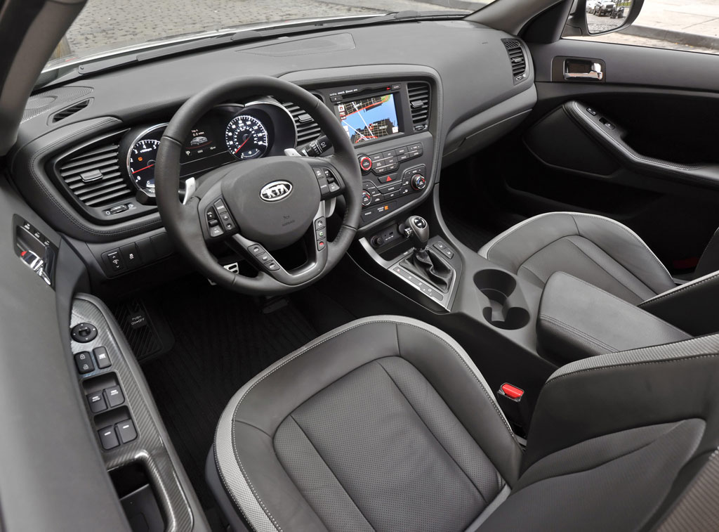 2011 Kia Optima Car Interior