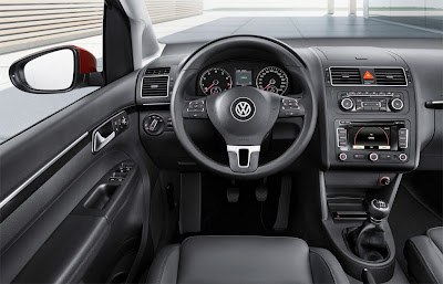 2011 Volkswagen Touran Car Interior