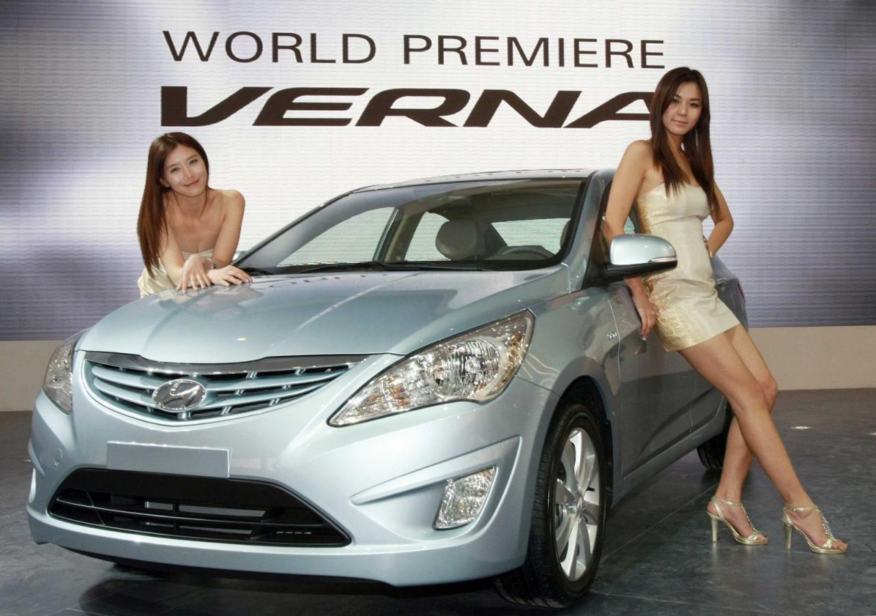 http://4.bp.blogspot.com/_J3_liDBfbvs/S9ZkdNv_jCI/AAAAAAAApEI/Ig5vF2N4EBU/s1600/2011-Hyundai-Verna-Accent-Car-Wallpaper.jpg