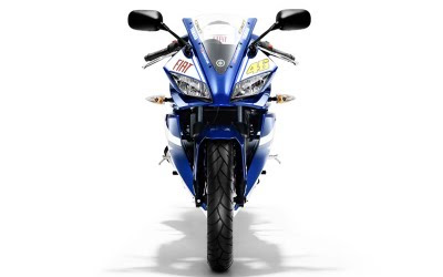 2009 Yamaha YZF-R125 Front View