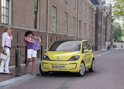 2009 Volkswagen E-Up Concept Front View
