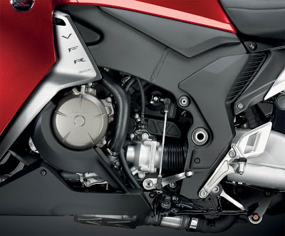 2010 Honda VFR1200F Engine