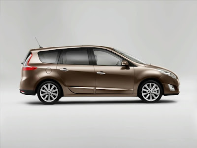2010 Renault Scenic Side View