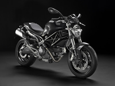 2010 Ducati Monster 696 Picture