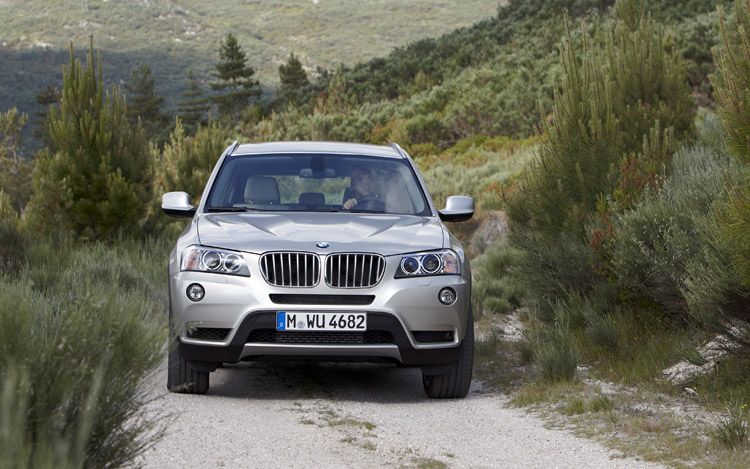 http://4.bp.blogspot.com/_J3_liDBfbvs/TEAtS5QG_GI/AAAAAAAAwmY/DVSaV29s6dk/s1600/2011-BMW-X3-Front-View.jpg