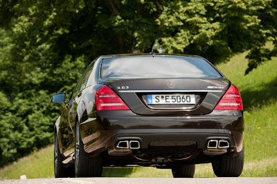 2011 Mercedes-Benz S63 AMG Rear View