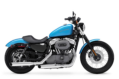 2011 Harley-Davidson XL 1200N Nightster Pictures