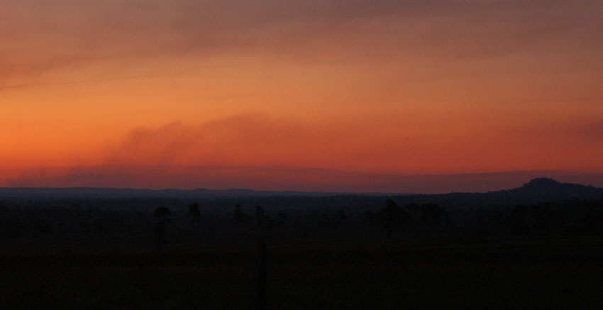 [smokesunset_1624+pan.jpg]